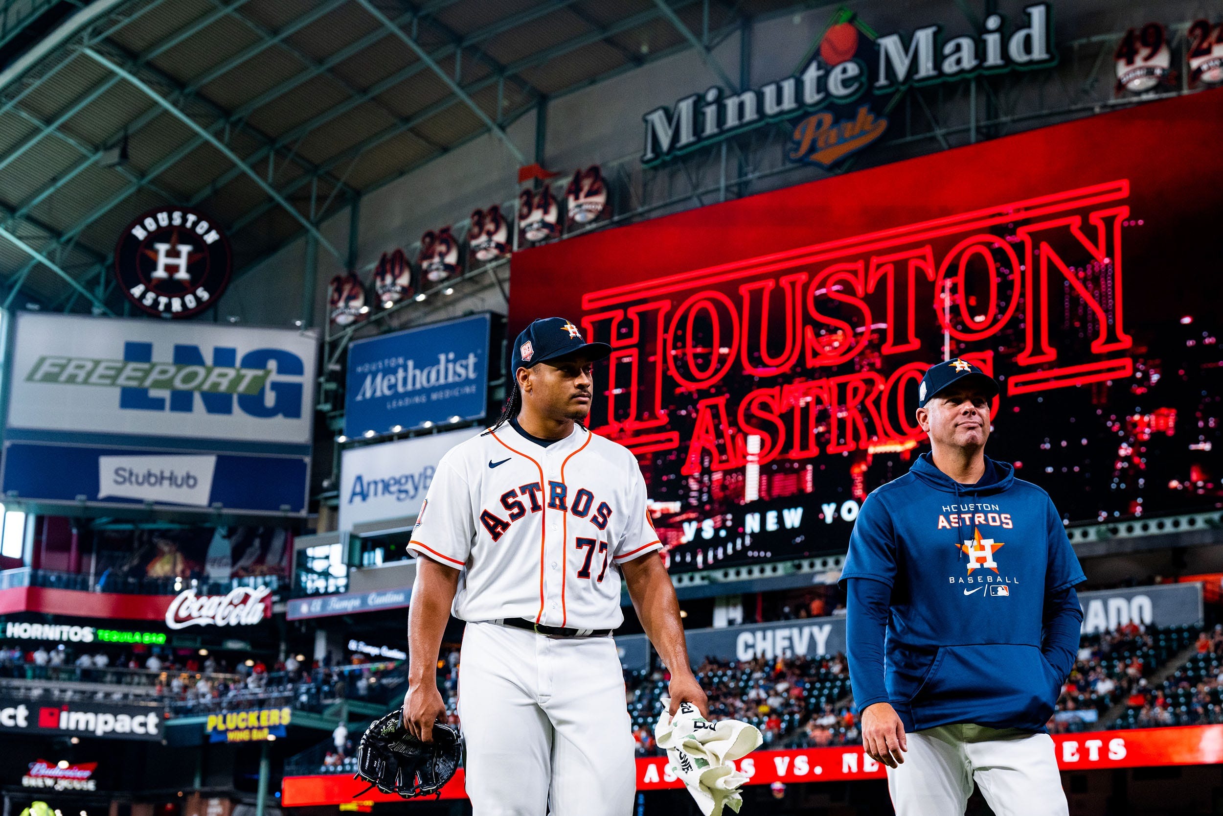 Who is The Coach of the Houston Astros sd