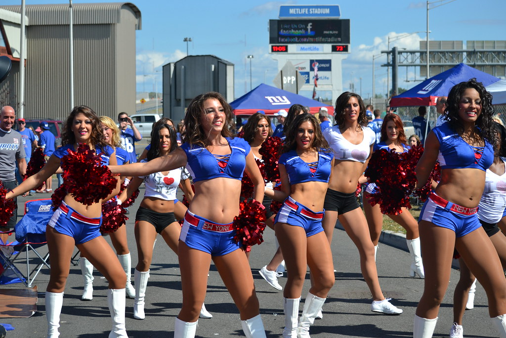 Do The New York Giants Have Cheerleaders