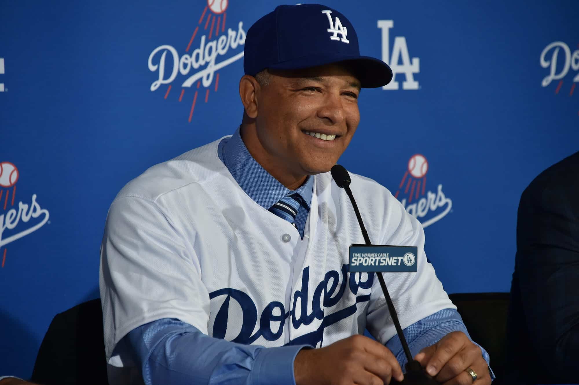 who is the manager of the los angeles dodgers