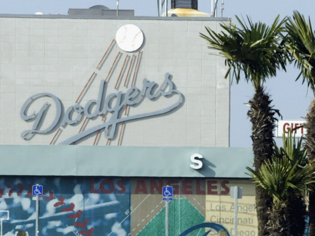 Why Did The Dodgers Move To Los Angeles? 